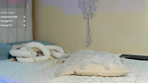 Elise diamond online show from April 23, 4:03 am