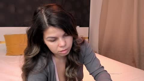 Elly online show from December 20, 12:19 am