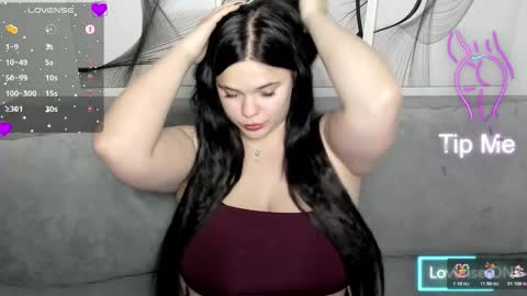 Eliss online show from October 28, 4:42 pm