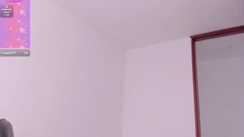 Elissa online show from February 1, 4:22 pm