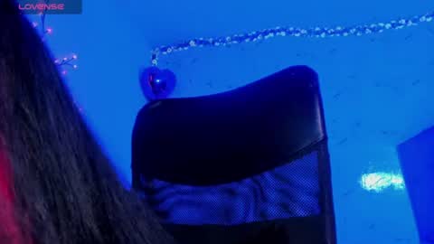 Snapshot of elissa_iris chatting on July 25, 2:42 am E L I S S A online show from July 25, 2:42 am