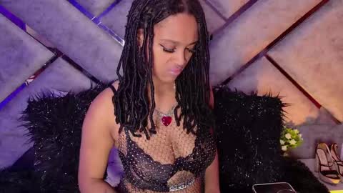 elit noa online show from February 28, 3:51 am