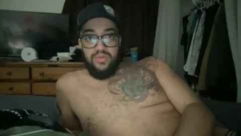 Snapshot of elitealex87 chatting on May 29, 8:45 am elitealex87 online show from May 29, 8:45 am