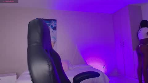 ELIZA online show from October 17, 11:57 am