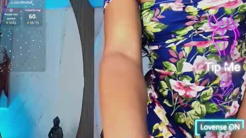 Snapshot of eliza_eup69 chatting on November 22, 8:19 pm ELIZA online show from November 22, 8:19 pm