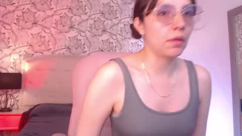 Eliza online show from October 10, 7:57 pm