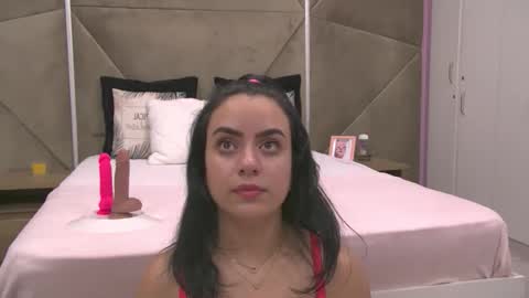 Snapshot of eliza_ibara chatting on October 27, 2:10 pm Eliza online show from October 27, 2:10 pm