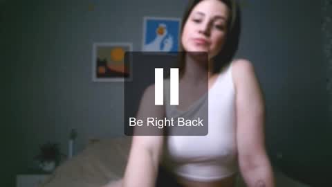 Elizabeth online show from February 3, 6:35 pm