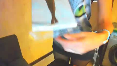 Snapshot of elizabe_th chatting on August 1, 8:41 pm Elizabethangel online show from August 1, 8:41 pm