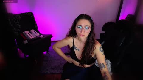elizabeht_911 online show from September 15, 3:39 am