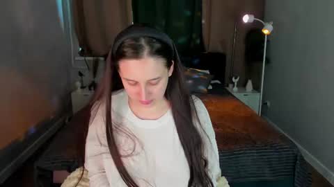 Snapshot of elizabet_collins chatting on June 21, 1:19 am Elizabet online show from June 21, 1:19 am