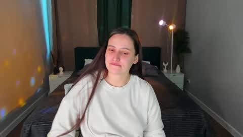 Snapshot of elizabet_collins chatting on June 27, 2:05 am Elizabet online show from June 27, 2:05 am