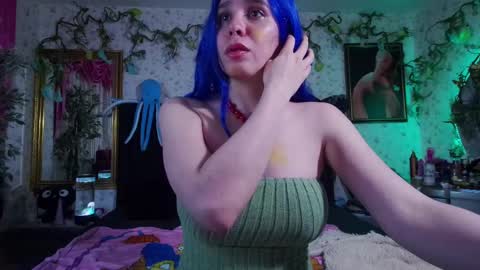 Elizabeth online show from February 14, 7:12 pm