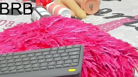 Snapshot of elizabeth_18_ chatting on February 25, 5:30 am ELIZA online show from February 25, 5:30 am