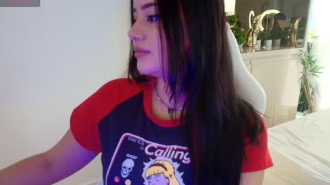 Elezabeth online show from April 17, 10:40 am