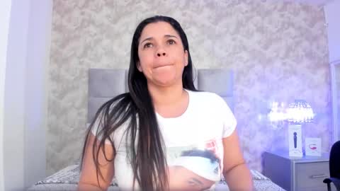 Elizabeth online show from March 6, 7:54 pm