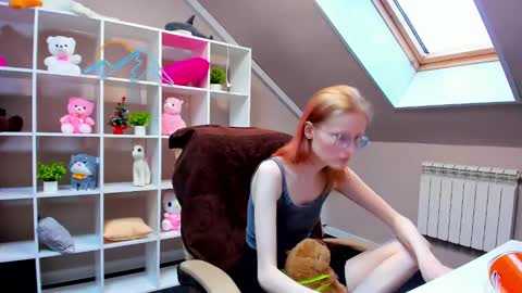 Snapshot of elizabeth_harpper chatting on January 2, 4:09 am Elizabeth online show from January 2, 4:09 am