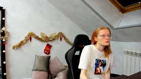 Snapshot of elizabeth_harpper chatting on January 7, 1:38 am Elizabeth online show from January 7, 1:38 am