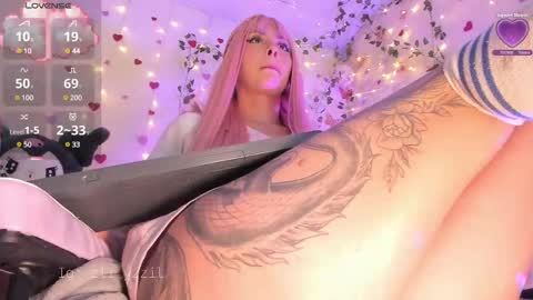 Snapshot of elizabeth_jing chatting on February 23, 2:07 am    Independent Model online show from February 23, 2:07 am