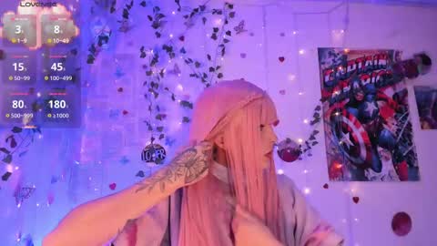 Snapshot of elizabeth_jing chatting on October 19, 6:30 pm    Independent Model online show from October 19, 6:30 pm