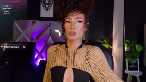 Eli  online show from February 10, 2:10 pm