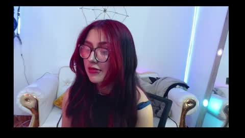 Elizabeth Loren online show from October 23, 5:55 pm