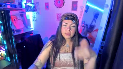 Snapshot of elizabeth_martinez98 chatting on October 7, 7:22 pm Elizabeth Martinez online show from October 7, 7:22 pm