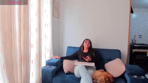 Elizabeth Martinez online show from January 9, 5:37 pm