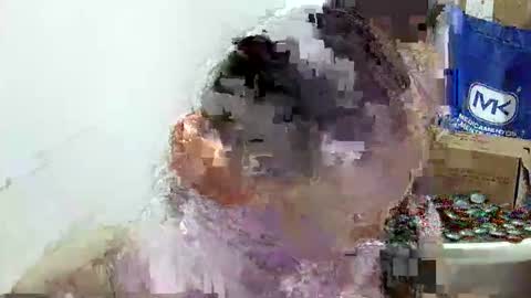 Elizabeth Martinez  online show from April 21, 7:28 pm