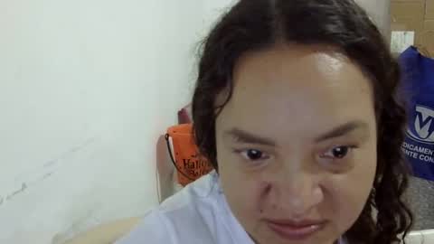Snapshot of elizabeth_martinez_ chatting on May 4, 3:19 pm Elizabeth Martinez online show from May 4, 3:19 pm