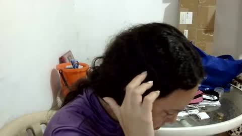 Snapshot of elizabeth_martinez_ chatting on June 4, 6:25 pm Elizabeth Martinez online show from June 4, 6:25 pm