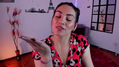 Elizabeth online show from January 10, 7:54 pm