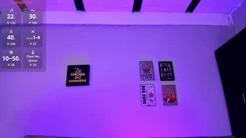 Snapshot of elizabethboltxxx chatting on November 28, 8:11 pm Elizabeth bolt online show from November 28, 8:11 pm