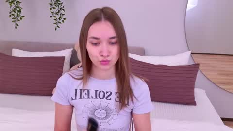 Snapshot of elizabethcash chatting on February 25, 3:16 pm Elizabeth online show from February 25, 3:16 pm