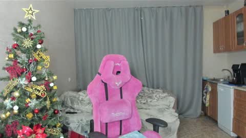 Snapshot of elizabethflowerr chatting on January 9, 1:50 am Eli online show from January 9, 1:50 am