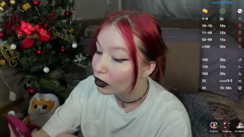 Snapshot of elizabethflowerr chatting on January 14, 5:08 am Eli online show from January 14, 5:08 am