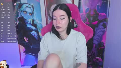 Snapshot of elizabethflowerr chatting on September 12, 4:12 am Eli online show from September 12, 4:12 am