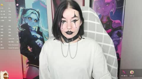 Snapshot of elizabethflowerr chatting on October 28, 3:43 am Eli online show from October 28, 3:43 am