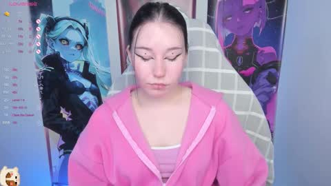 Snapshot of elizabethflowerr chatting on November 21, 2:32 am Eli online show from November 21, 2:32 am