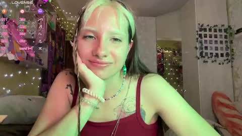 elizabethh_brown online show from August 8, 2:52 pm