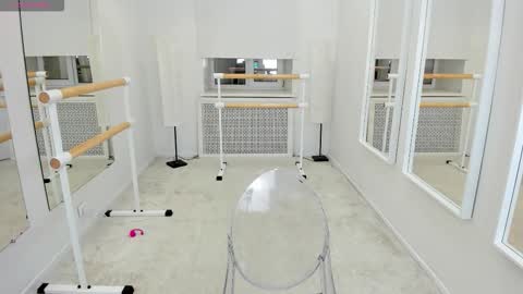 elizabethmad online show from September 10, 9:37 pm