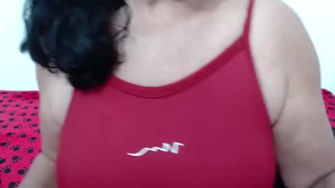 Snapshot of elizabethmiler chatting on June 11, 3:21 pm ElizabethMiler online show from June 11, 3:21 pm