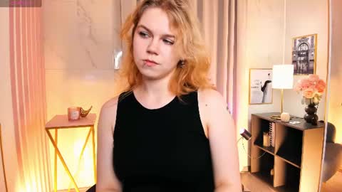 Elizabeth online show from June 18, 6:35 am