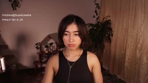 Snapshot of elizabethz chatting on June 24, 1:37 am Tuli online show from June 24, 1:37 am