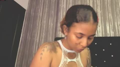 elizabetth_roman online show from July 28, 4:39 pm