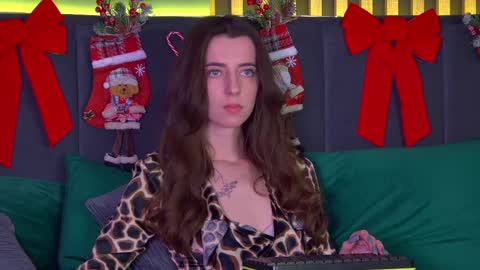 Snapshot of elizabetwilsoon chatting on January 10, 4:20 pm Elizabet online show from January 10, 4:20 pm