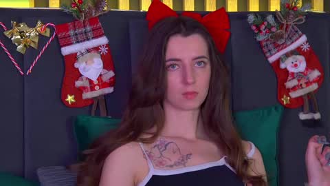 Snapshot of elizabetwilsoon chatting on January 11, 4:27 am Elizabet online show from January 11, 4:27 am