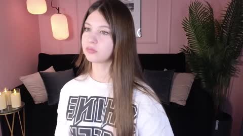 Eliza online show from December 26, 4:36 pm