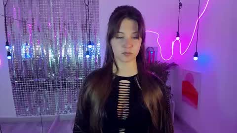 Eliza online show from October 21, 1:45 pm