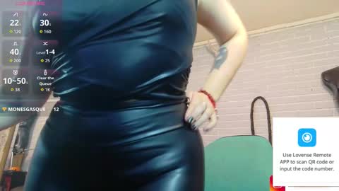   online show from February 4, 8:25 pm